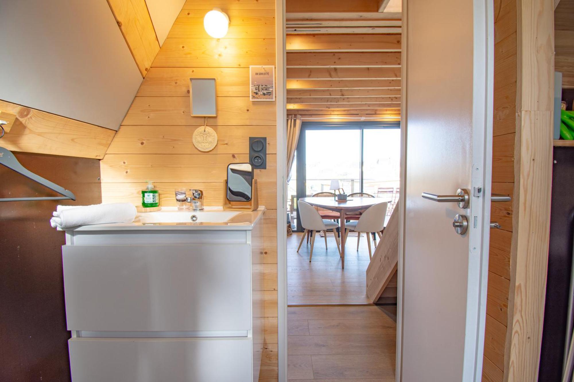 卡马雷Le Tipi Bleu Tiny House Neuve Avec Terrasse Et Jardin别墅 外观 照片